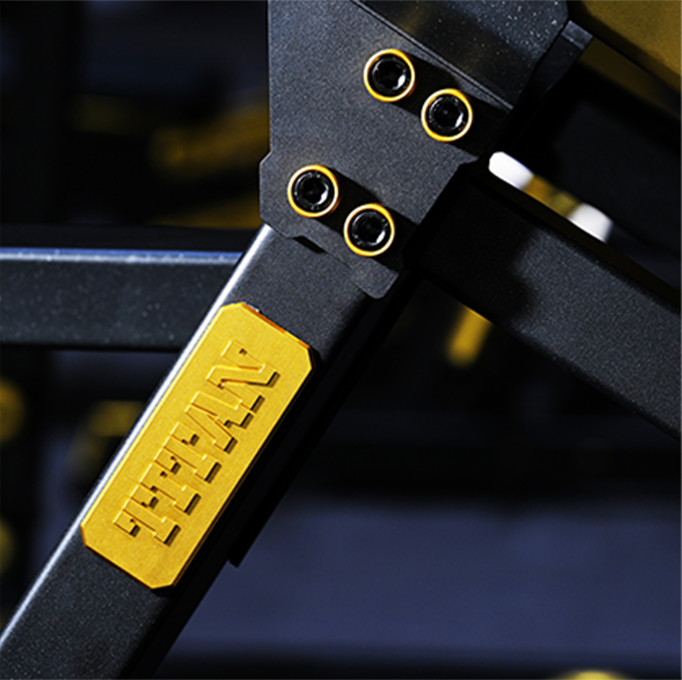 TITAN-Mechanix-Detail-1